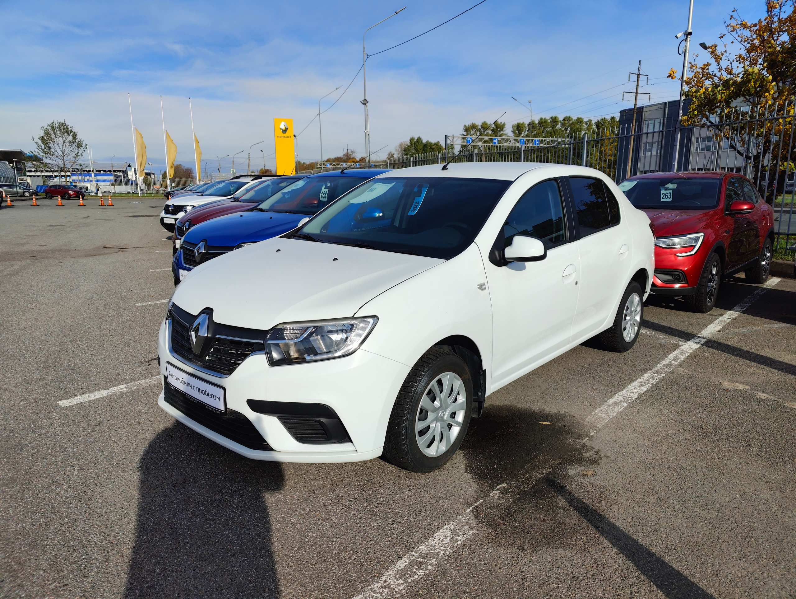Осмотр Renault Logan 2020 г.в. 8.000 км.